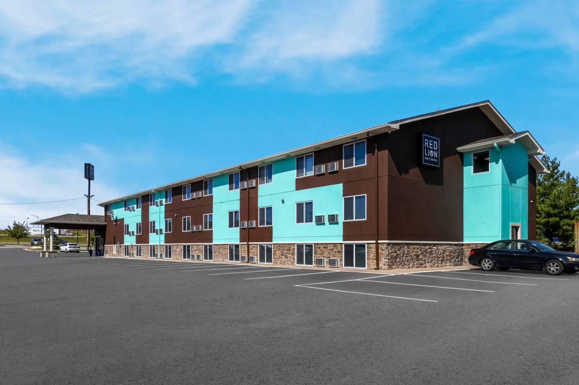 Baymont Inn & Suites By Wyndham Liberty Exterior foto