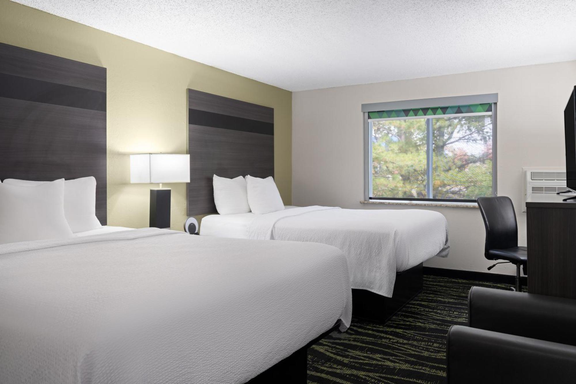 Baymont Inn & Suites By Wyndham Liberty Exterior foto